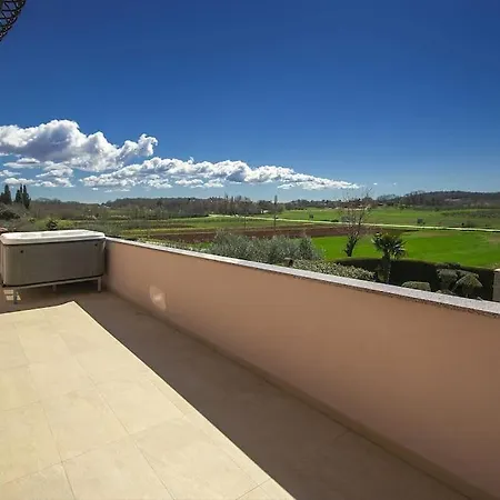 Апартаменты Sani By Briskva