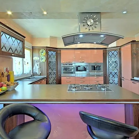 Апартаменты Sani By Briskva