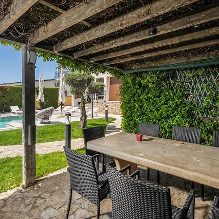 Апартаменты Sani By Briskva Пореч